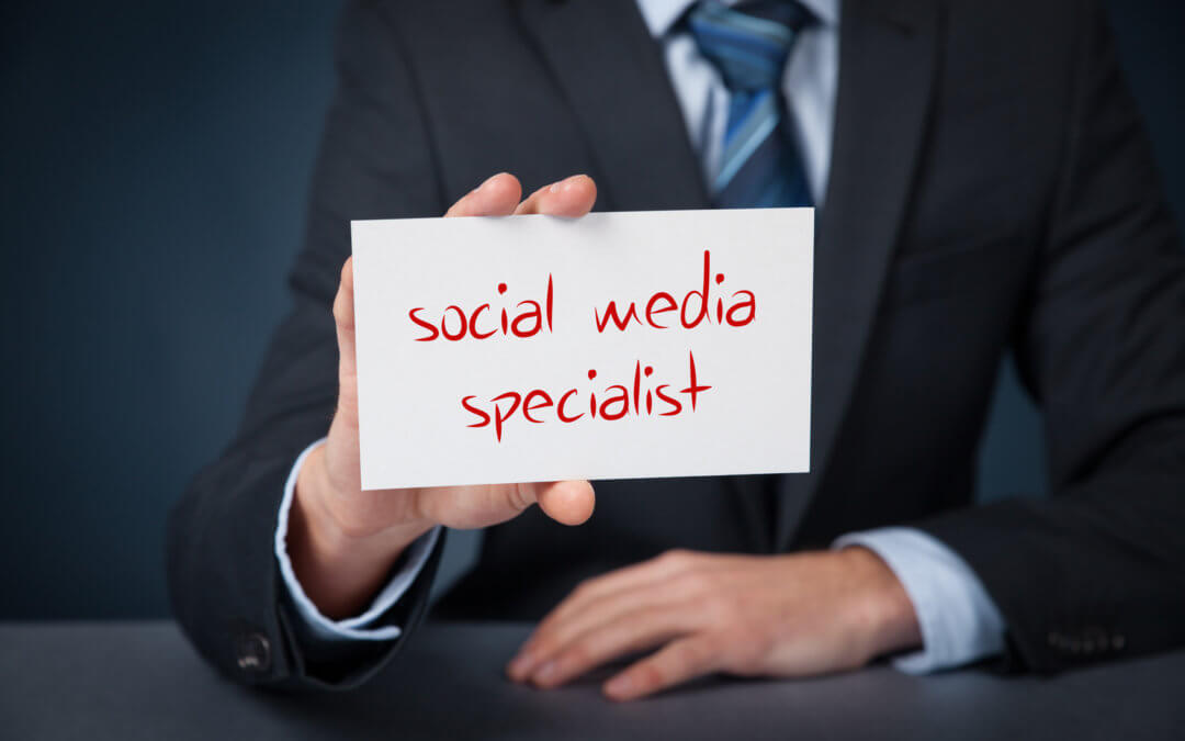 5 Ways To Improve Your Social Media Presence Without Consulting A Specialist